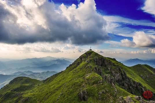 双髻山（福建省龙岩市双髻山）