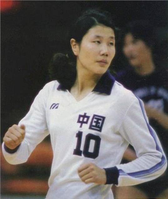 杨晓君（原中国女排副攻手）