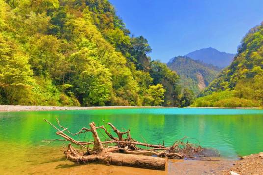 东拉山大峡谷风景区