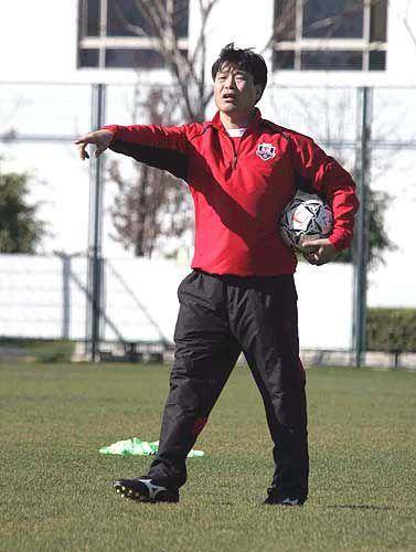 高仲勋（前中国男子足球运动员，吉林职业技术学院国际足球学院院长）