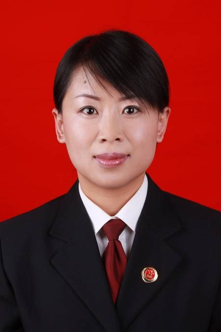 陈雪梅（赤峰市人民检察院党组书记、检察长）