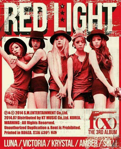 red light（f(x)的第三张正规专辑）