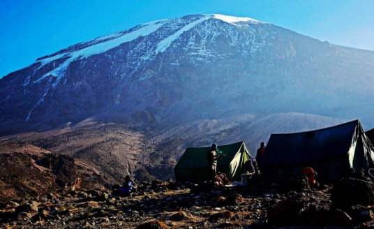 乞力马扎罗山区